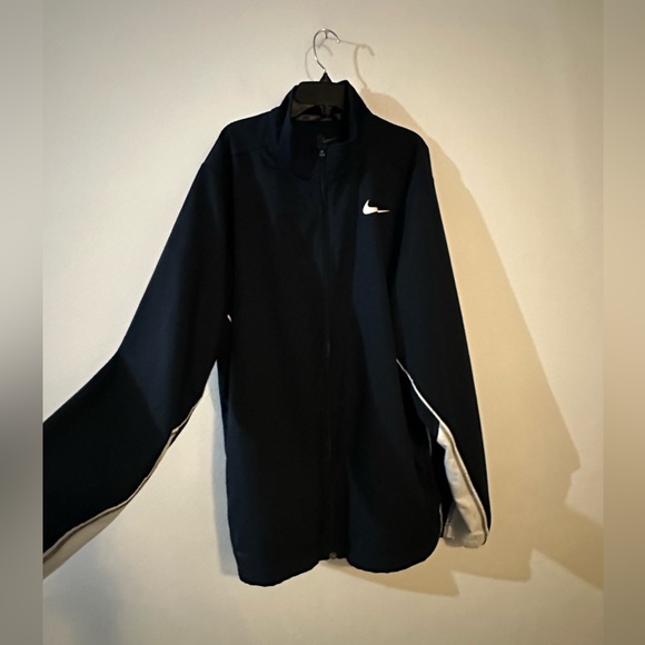 Nike Men’s Dri Fit Lightweight Black Collared White Stripe Jacket Size XL - Picture 6 of 9